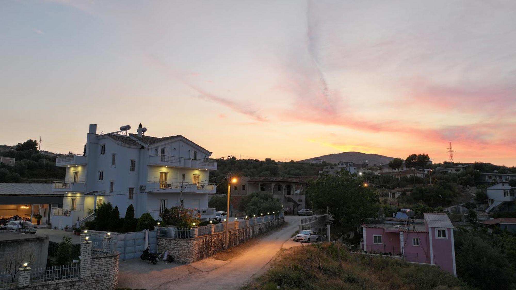 Villa Serenity Sarandë Esterno foto
